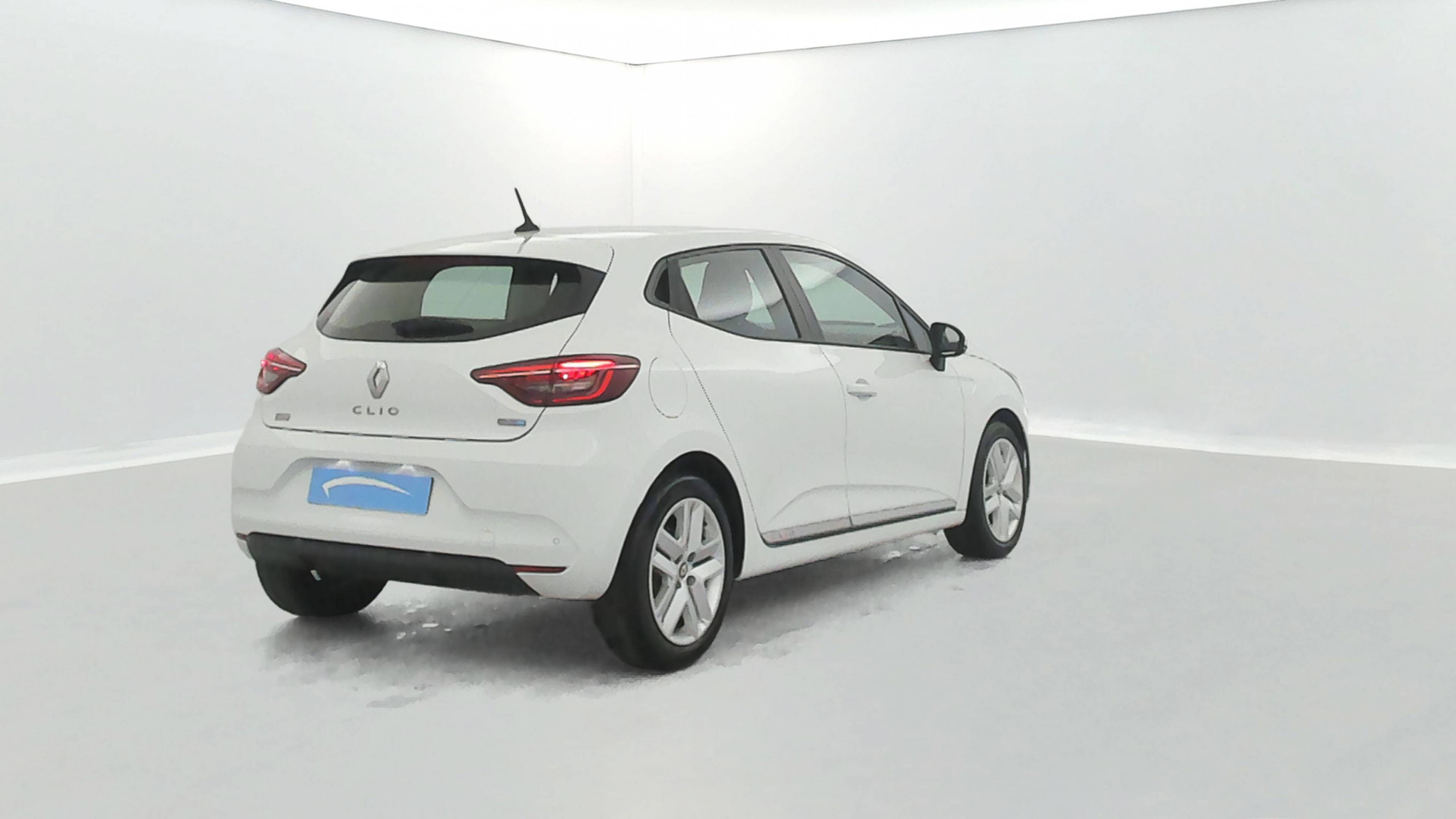 Vente en ligne Renault Clio 5 CLIO SOCIETE E-TECH 140 - 21 au prix de 14 990 €