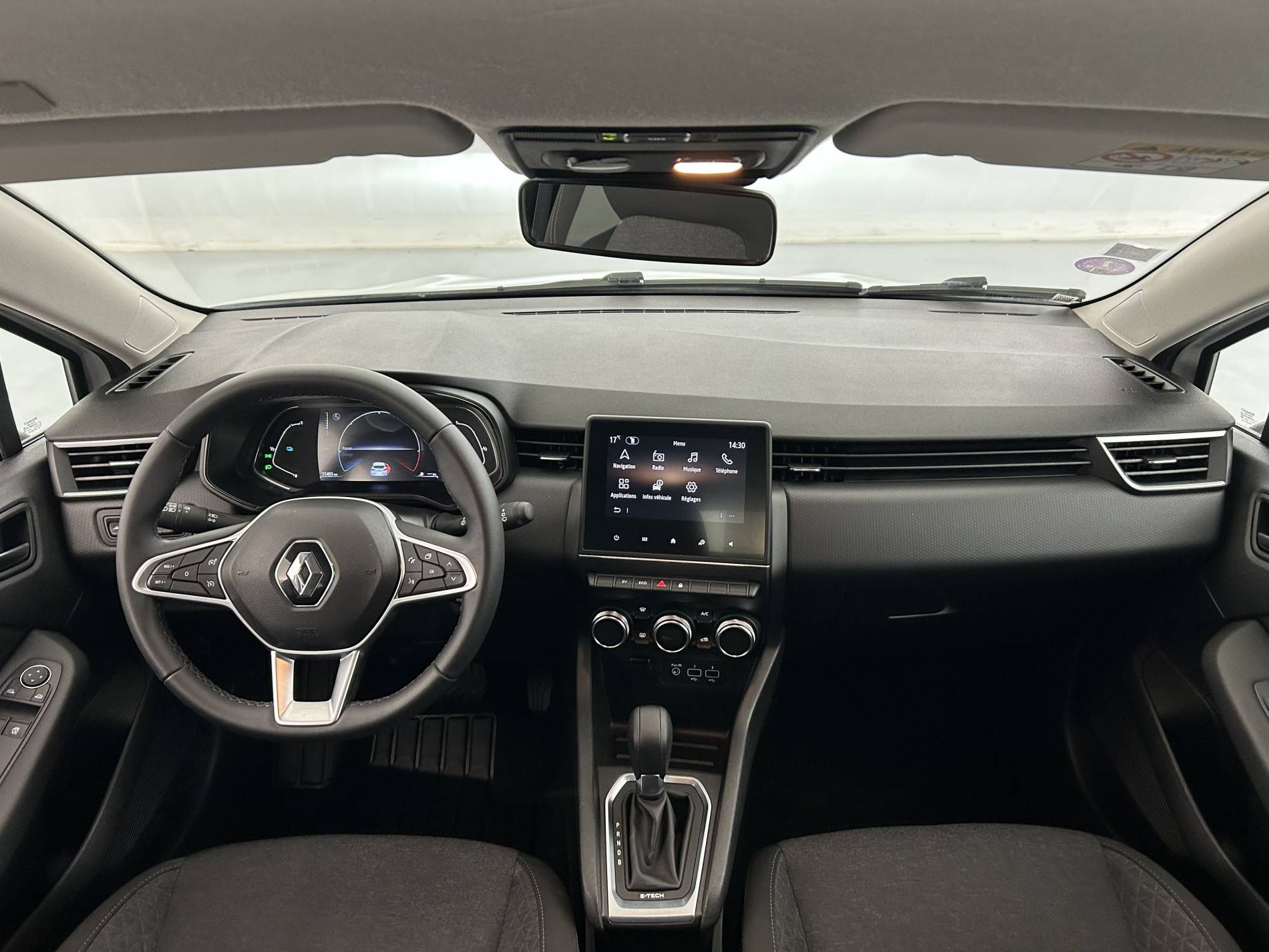 Vente en ligne Renault Clio 5 CLIO SOCIETE E-TECH 140 - 21 au prix de 14 990 €