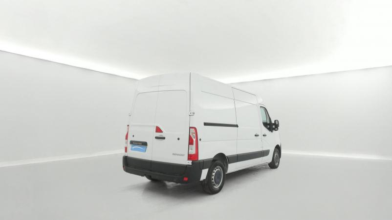 Vente en ligne Renault Master 3 Fourgon MASTER FGN TRAC F3300 L2H2 DCI 135 au prix de 18 990 €