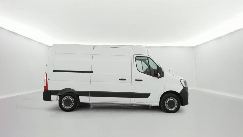 Vente en ligne Renault Master 3 Fourgon MASTER FGN TRAC F3300 L2H2 DCI 135 au prix de 18 990 €