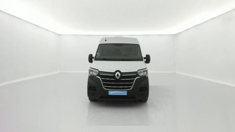 Vente en ligne Renault Master 3 Fourgon MASTER FGN TRAC F3300 L2H2 DCI 135 au prix de 18 990 €