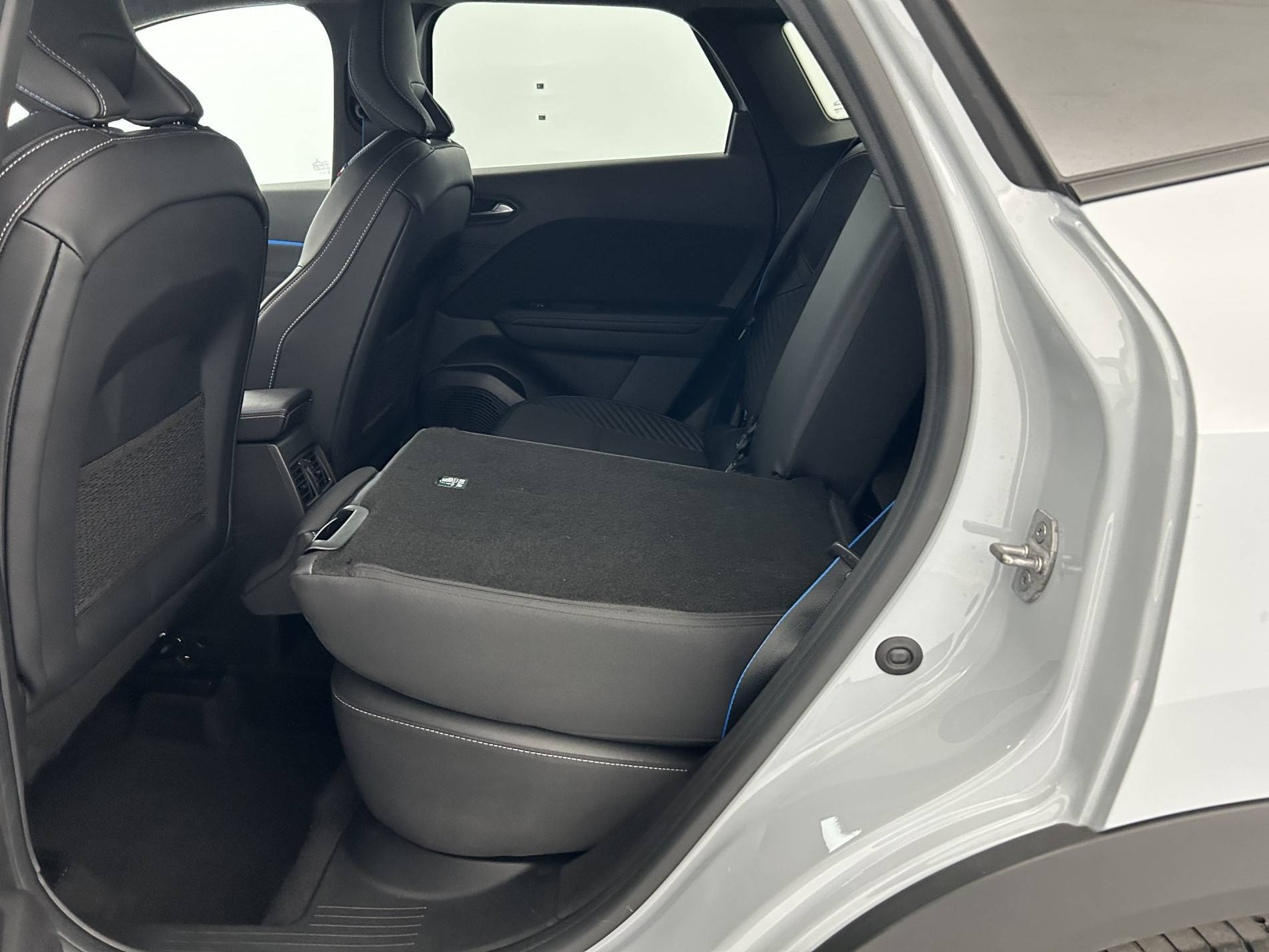 Vente en ligne Renault Symbioz  E-Tech full hybrid 145 au prix de 30 590 €