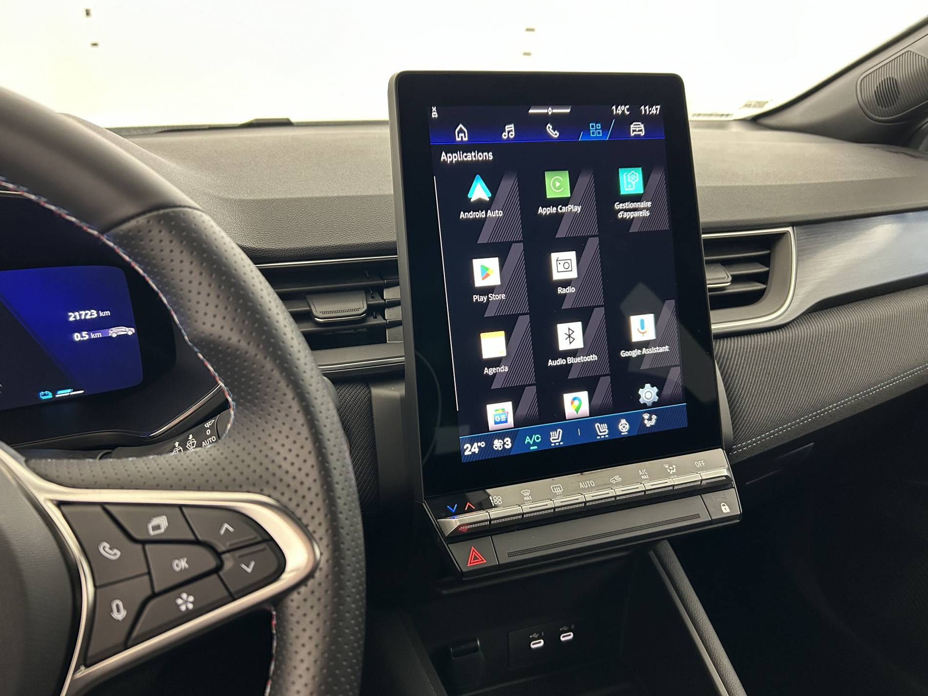 Vente en ligne Renault Symbioz  E-Tech full hybrid 145 au prix de 30 590 €