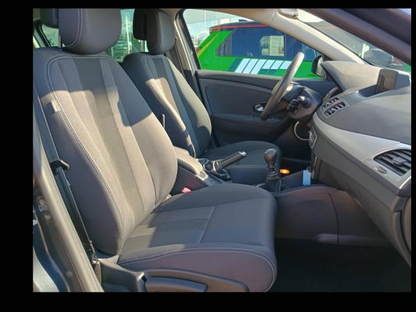 Vente en ligne Renault Megane 3 Mégane III dCi 130 FAP eco2 au prix de 8 990 €