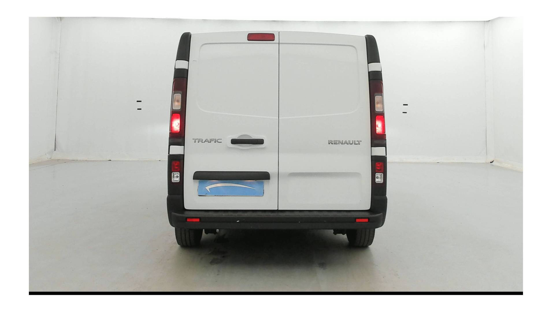 Vente en ligne Renault Trafic 3 Fourgon TRAFIC FG BLUE DCI 130 L1H1 3T GSR2 au prix de 24 390 €