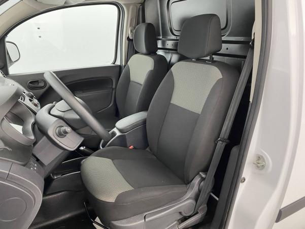 Vente en ligne Renault Kangoo Express  BLUE DCI 95 au prix de 13 690 €