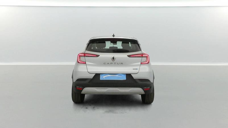 Vente en ligne Renault Captur  E-Tech 145 - 21 au prix de 19 290 €