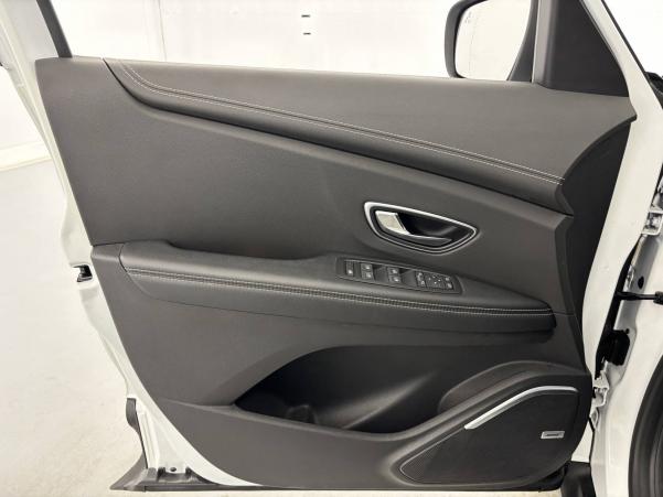 Vente en ligne Renault Scenic 4 Scenic TCe 140 Energy au prix de 17 590 €
