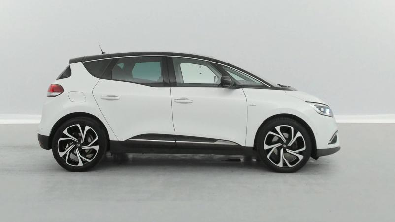 Vente en ligne Renault Scenic 4 Scenic TCe 140 Energy au prix de 17 590 €