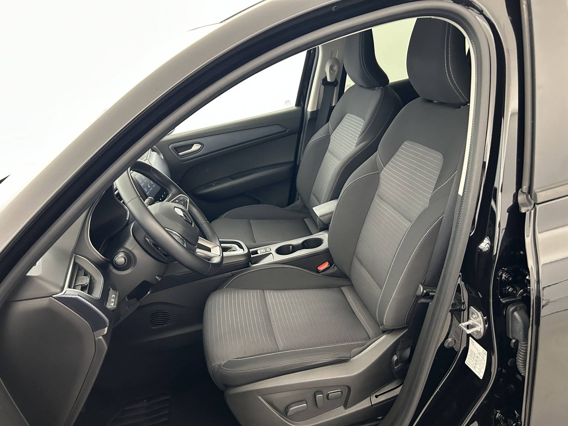 Vente en ligne Renault Arkana  TCe 140 EDC - 23 au prix de 20 990 €