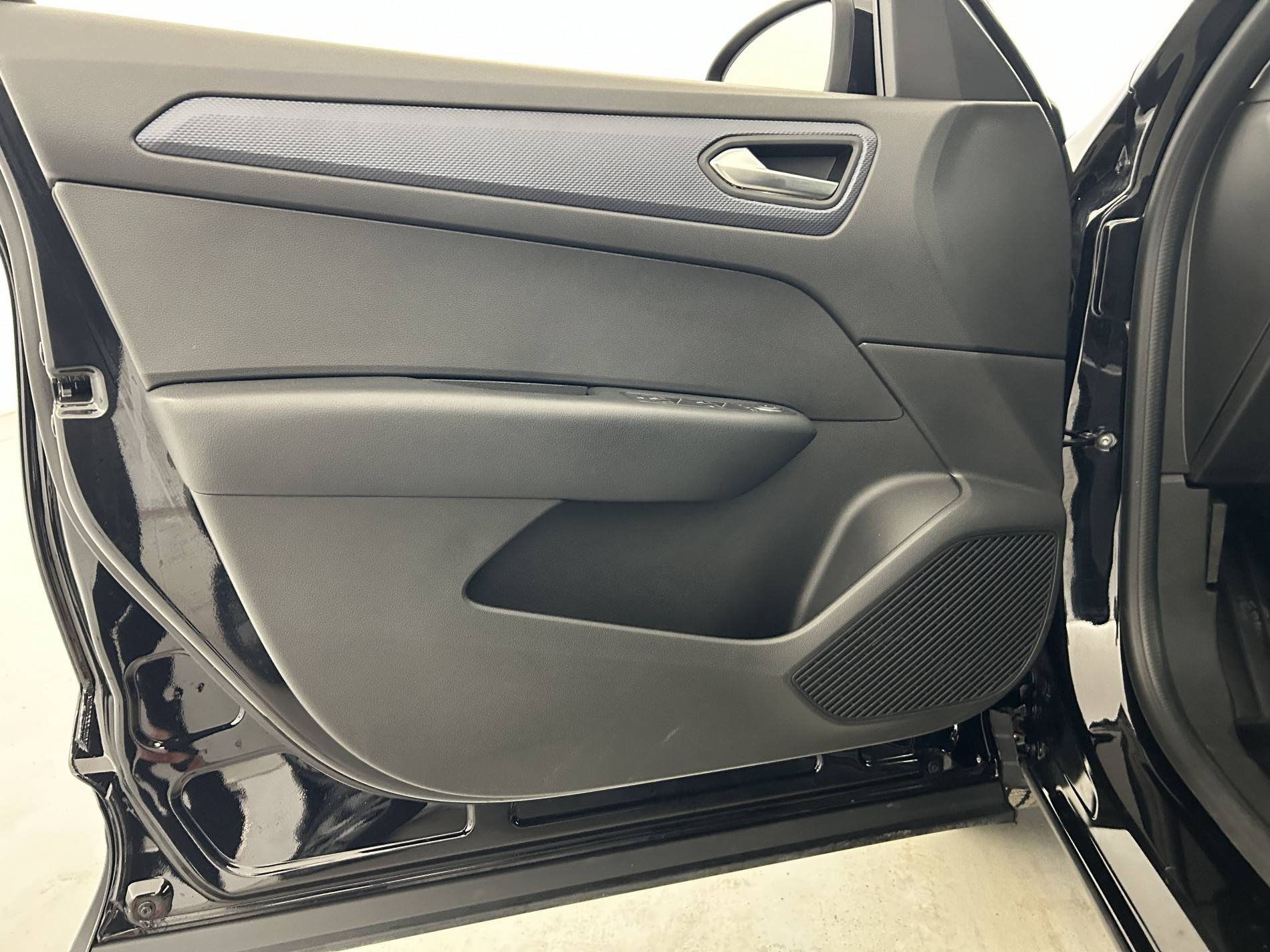 Vente en ligne Renault Arkana  TCe 140 EDC - 23 au prix de 20 990 €