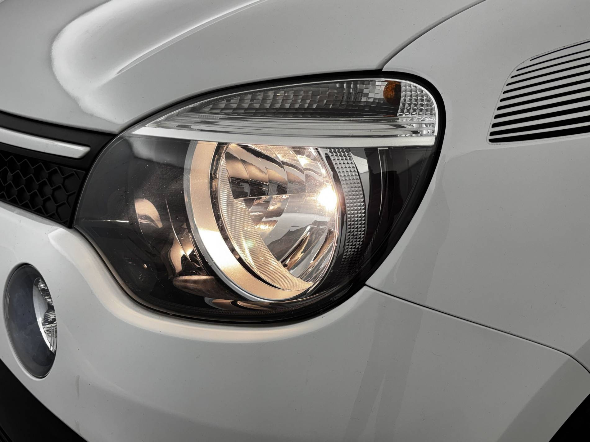 Vente en ligne Renault Twingo 3  1.0 SCe 70 BC au prix de 11 490 €