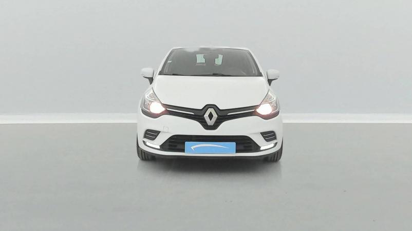 Vente en ligne Renault Clio 4 Clio TCe 75 E6C au prix de 9 990 €