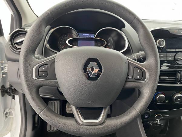 Vente en ligne Renault Clio 4 Clio TCe 75 E6C au prix de 9 990 €