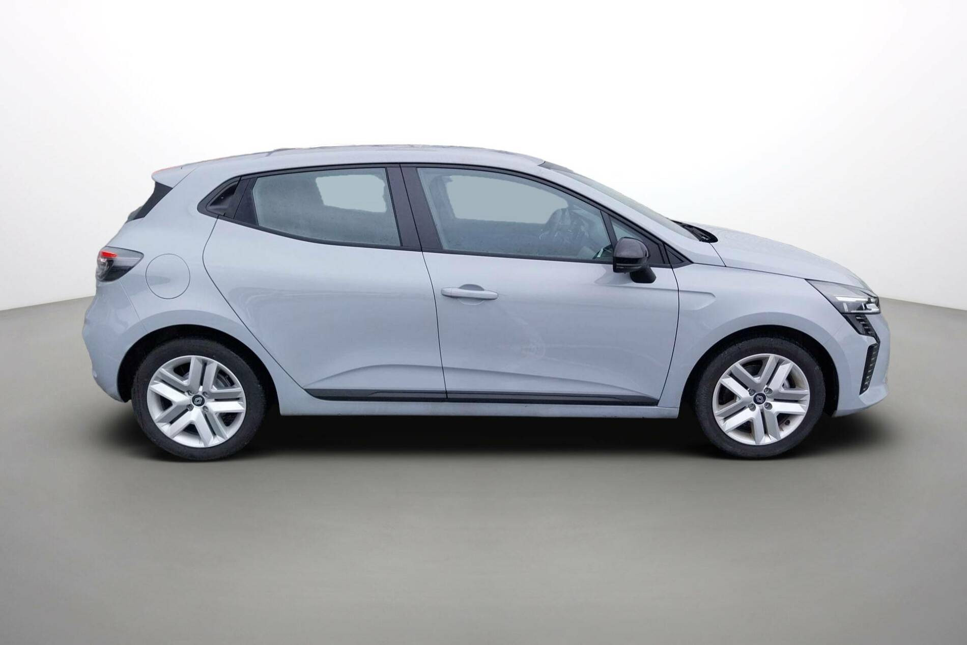 Vente en ligne Renault Clio 5 Clio E-Tech full hybrid 145 ch GSR2 au prix de 20 490 €