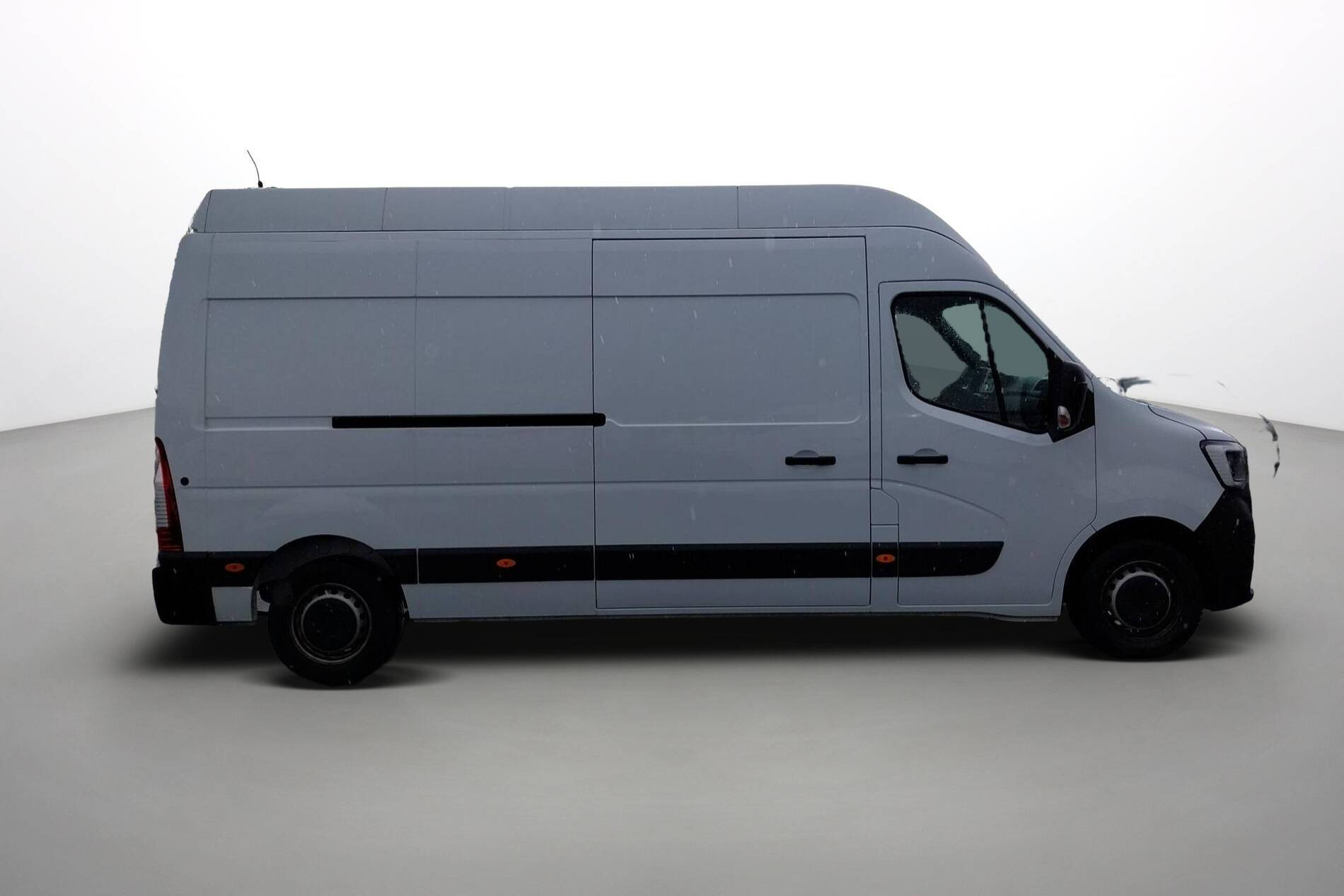 Vente en ligne Renault Master Fourgon MASTER FGN TRAC F3500 L3H3 BLUE DCI 135 au prix de 29 590 €