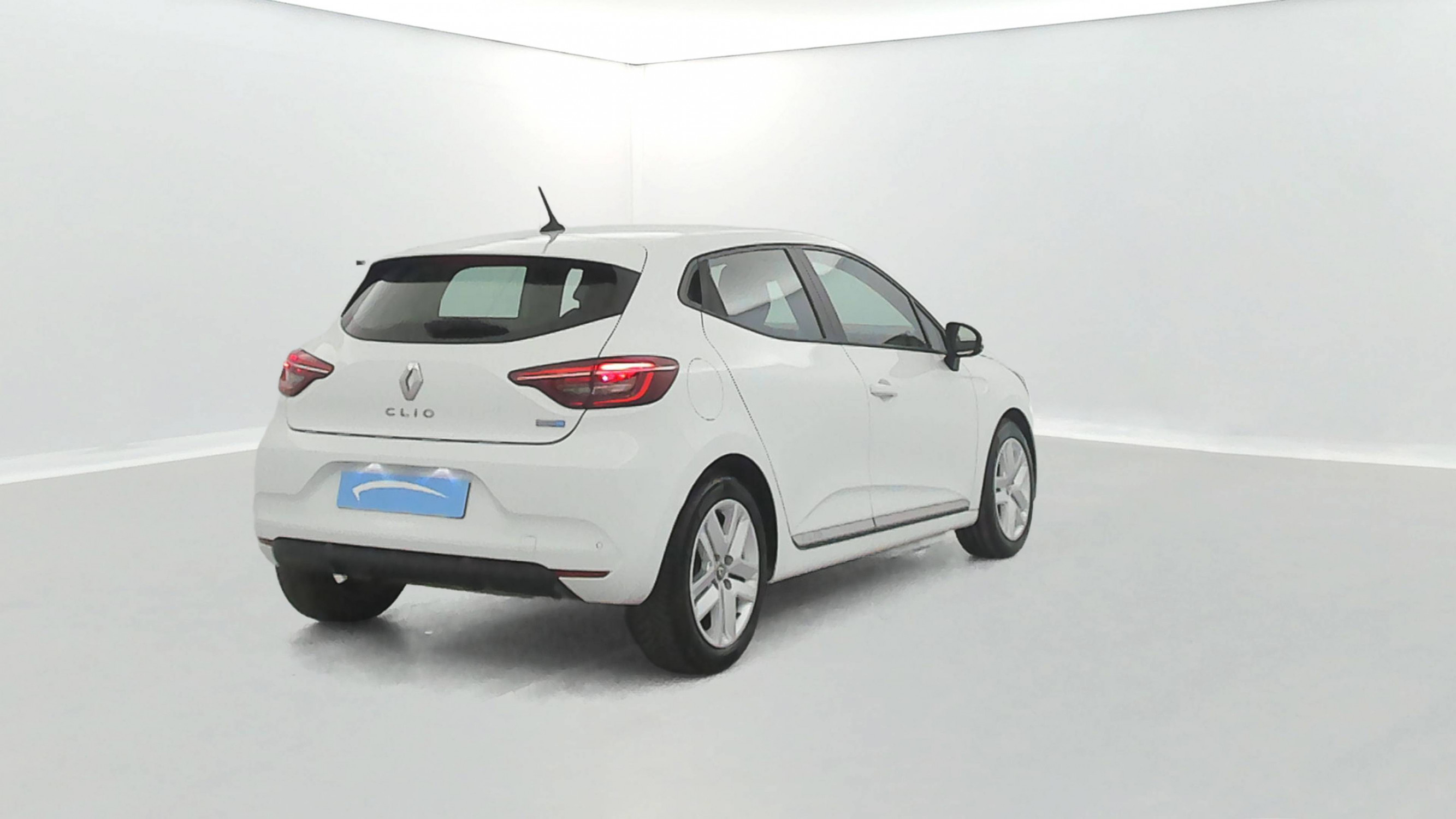 Vente en ligne Renault Clio 5 CLIO SOCIETE E-TECH 140 - 21 au prix de 14 950 €