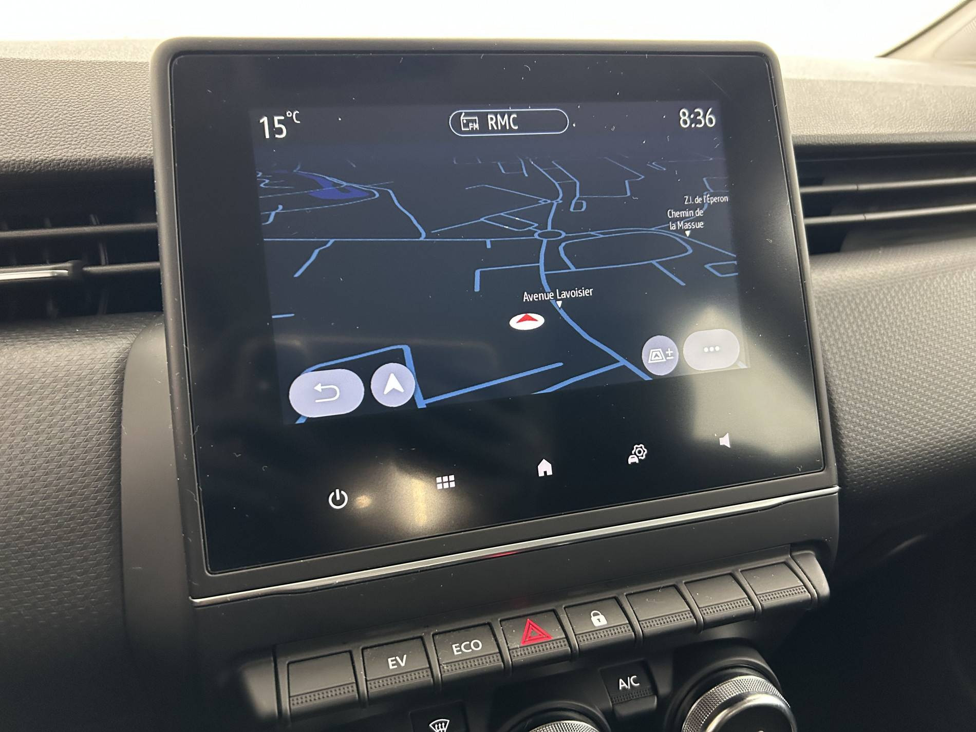 Vente en ligne Renault Clio 5 CLIO SOCIETE E-TECH 140 - 21 au prix de 14 950 €