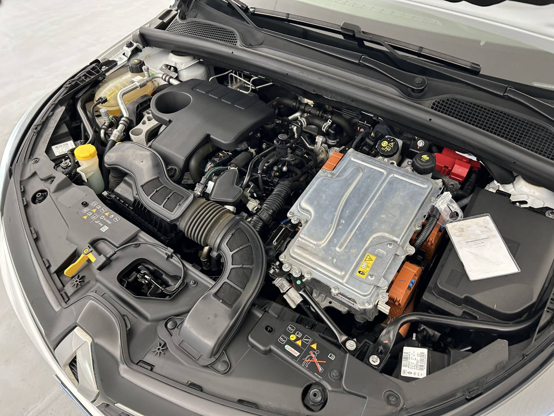 Vente en ligne Renault Clio 5 CLIO SOCIETE E-TECH 140 - 21 au prix de 14 950 €