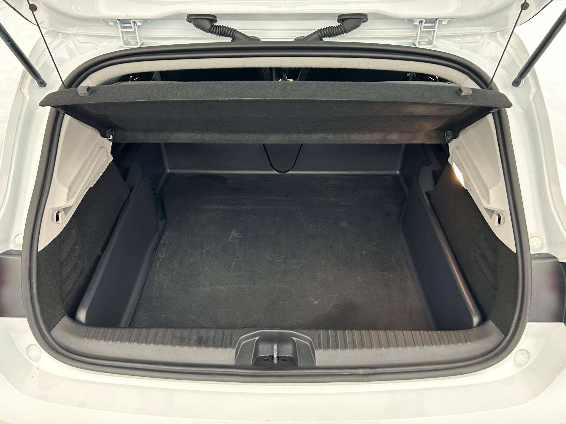 Vente en ligne Renault Clio 5 CLIO SOCIETE E-TECH 140 - 21 au prix de 14 950 €