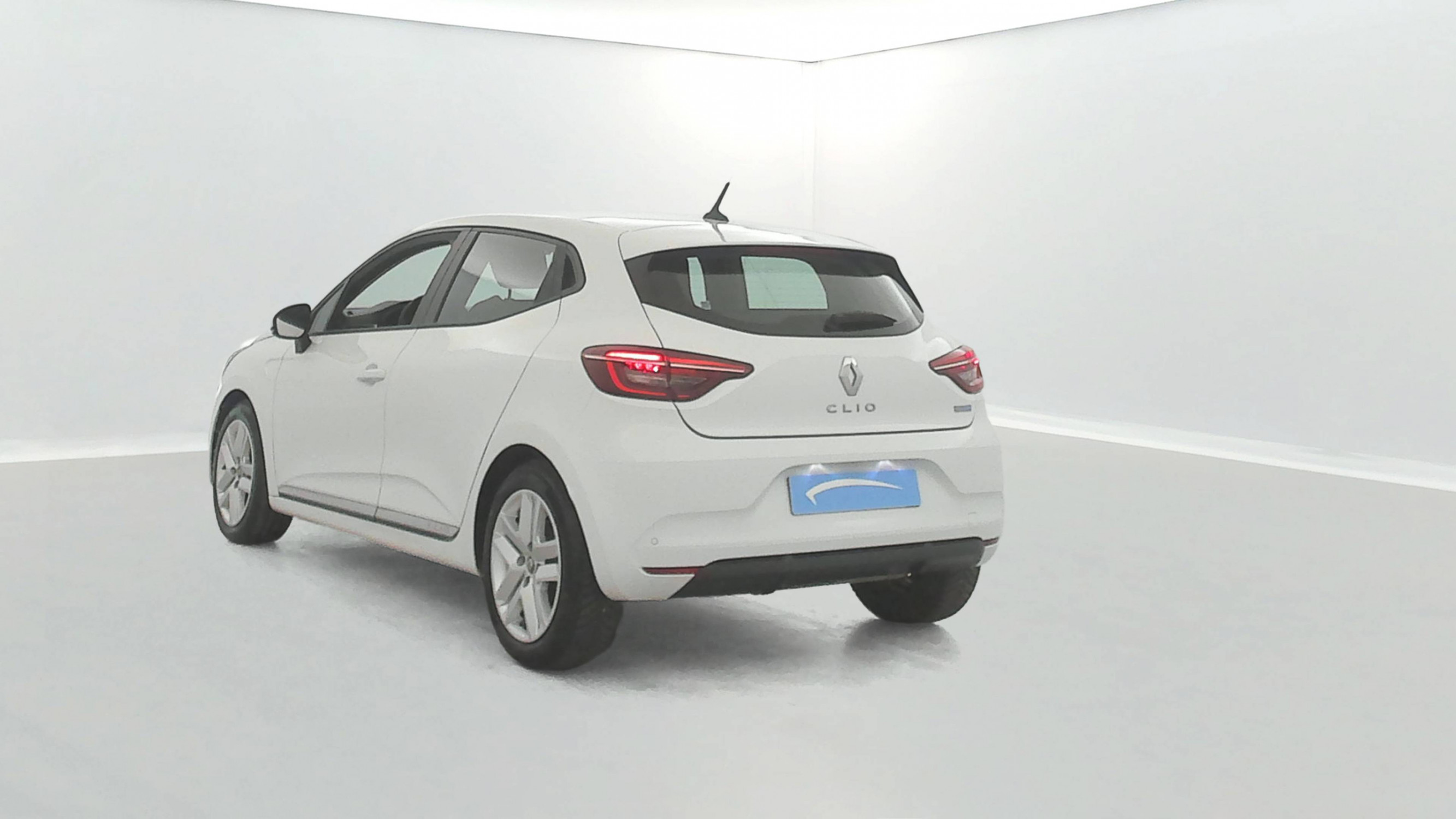 Vente en ligne Renault Clio 5 CLIO SOCIETE E-TECH 140 - 21 au prix de 14 950 €