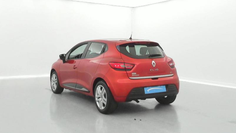 Vente en ligne Renault Clio 4 Clio dCi 90 Energy eco2 82g au prix de 11 990 €