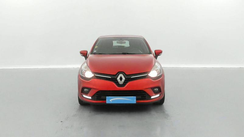 Vente en ligne Renault Clio 4 Clio dCi 90 Energy eco2 82g au prix de 11 990 €