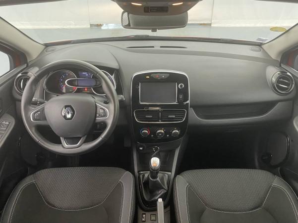 Vente en ligne Renault Clio 4 Clio dCi 90 Energy eco2 82g au prix de 11 990 €