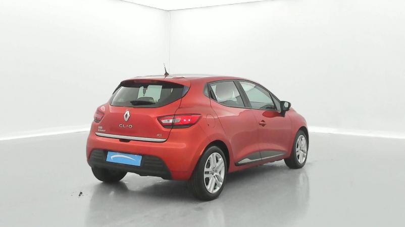 Vente en ligne Renault Clio 4 Clio dCi 90 Energy eco2 82g au prix de 11 990 €