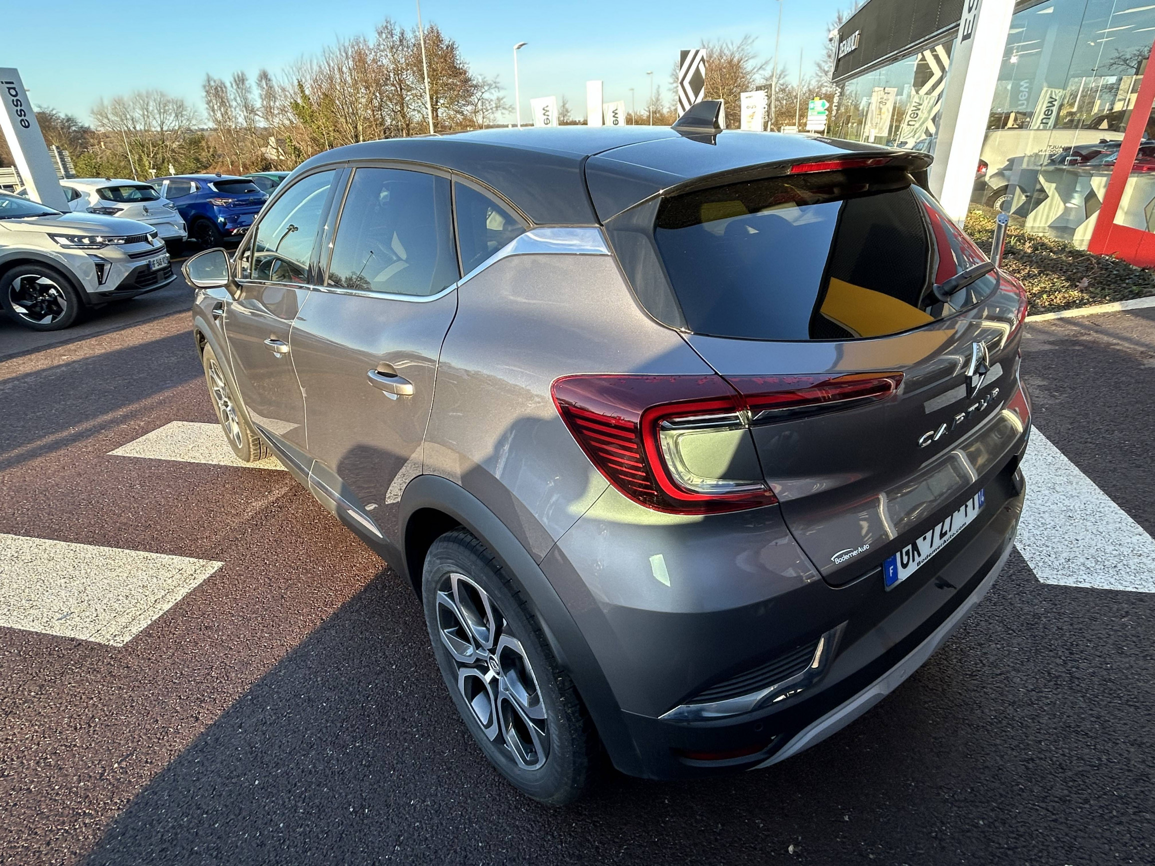 Vente en ligne Renault Captur  TCe 90 au prix de 16 990 €