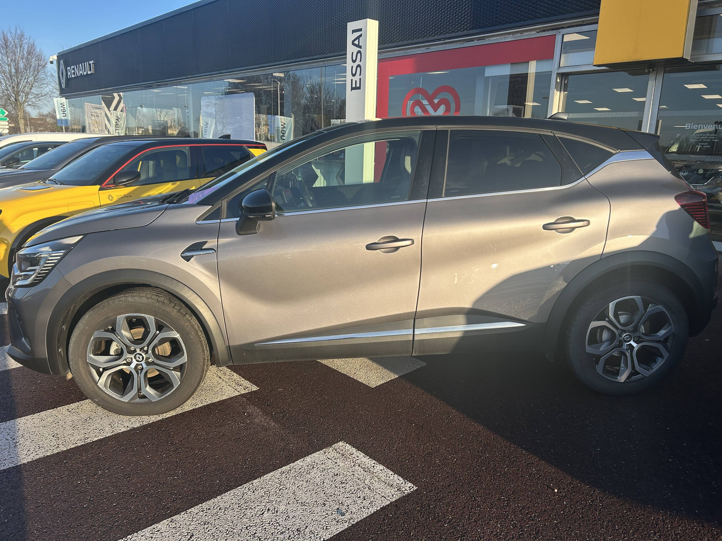 Vente en ligne Renault Captur  TCe 90 au prix de 16 990 €