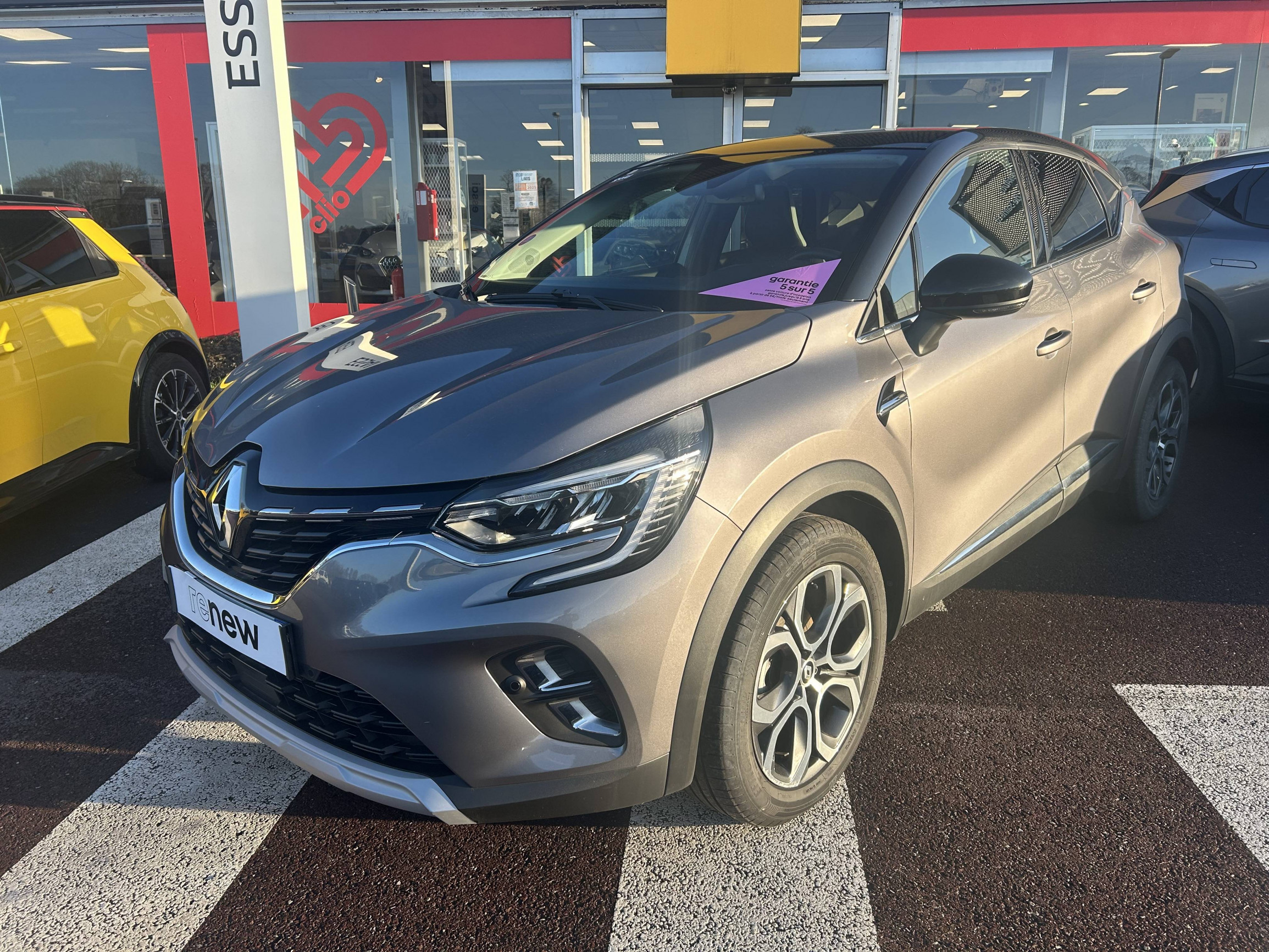 Renault Captur  TCe 90 occasion de 2022 en vente à Saint-Lô