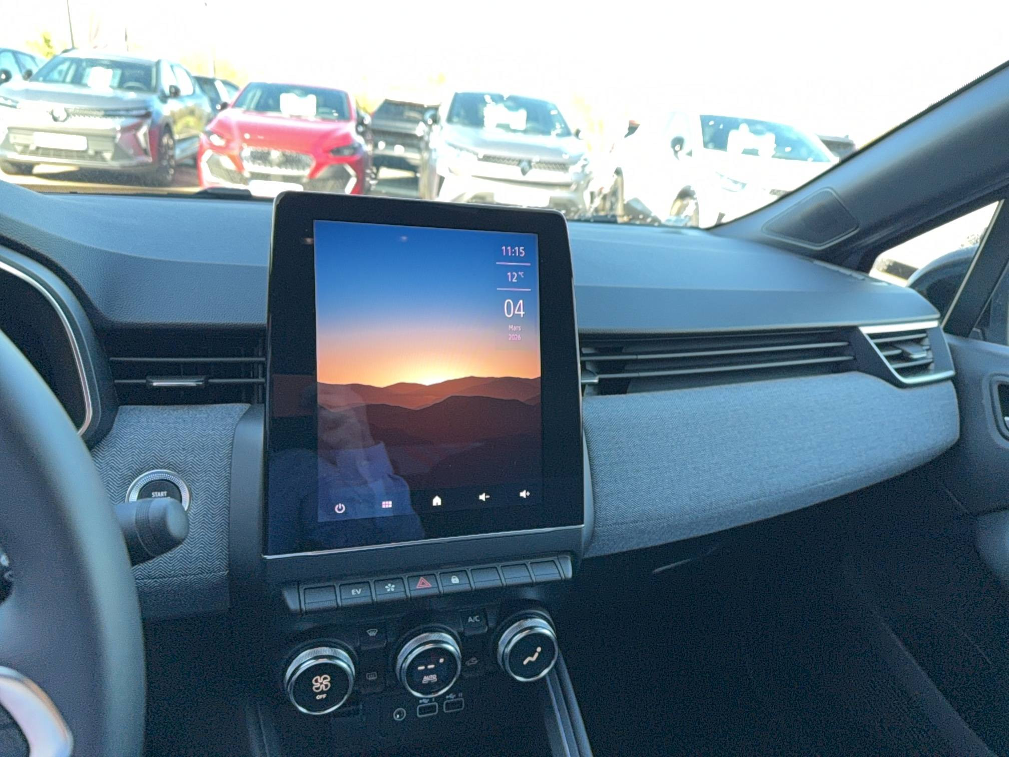 Vente en ligne Renault Clio 5 Clio E-Tech full hybrid 145 ch GSR2 au prix de 22 890 €