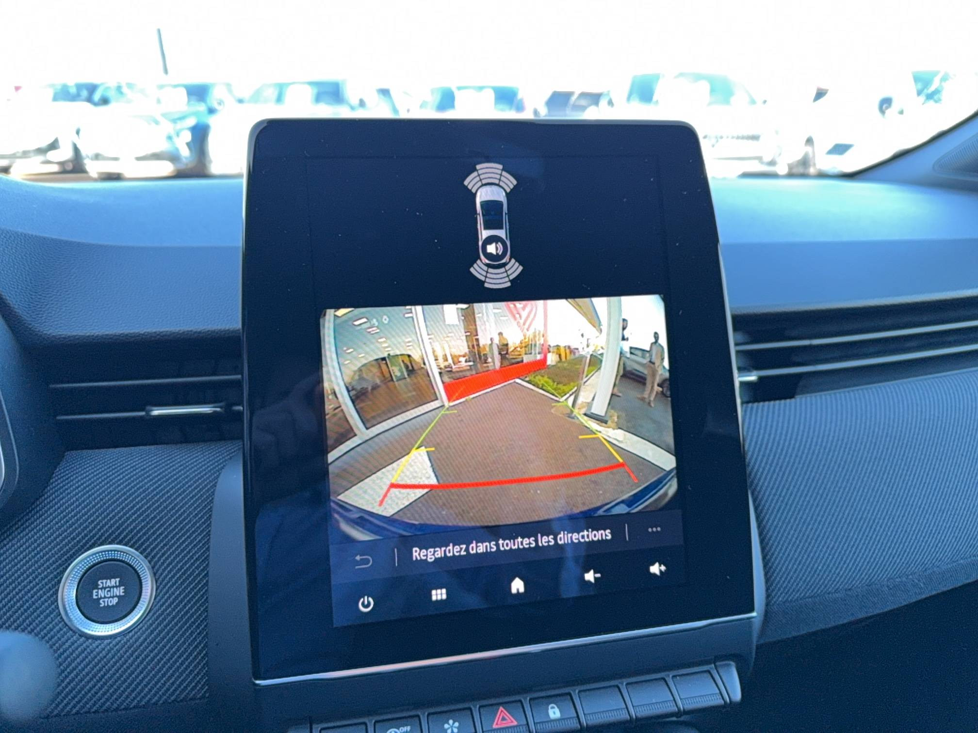 Vente en ligne Renault Clio 5 Clio TCe 90 au prix de 17 990 €