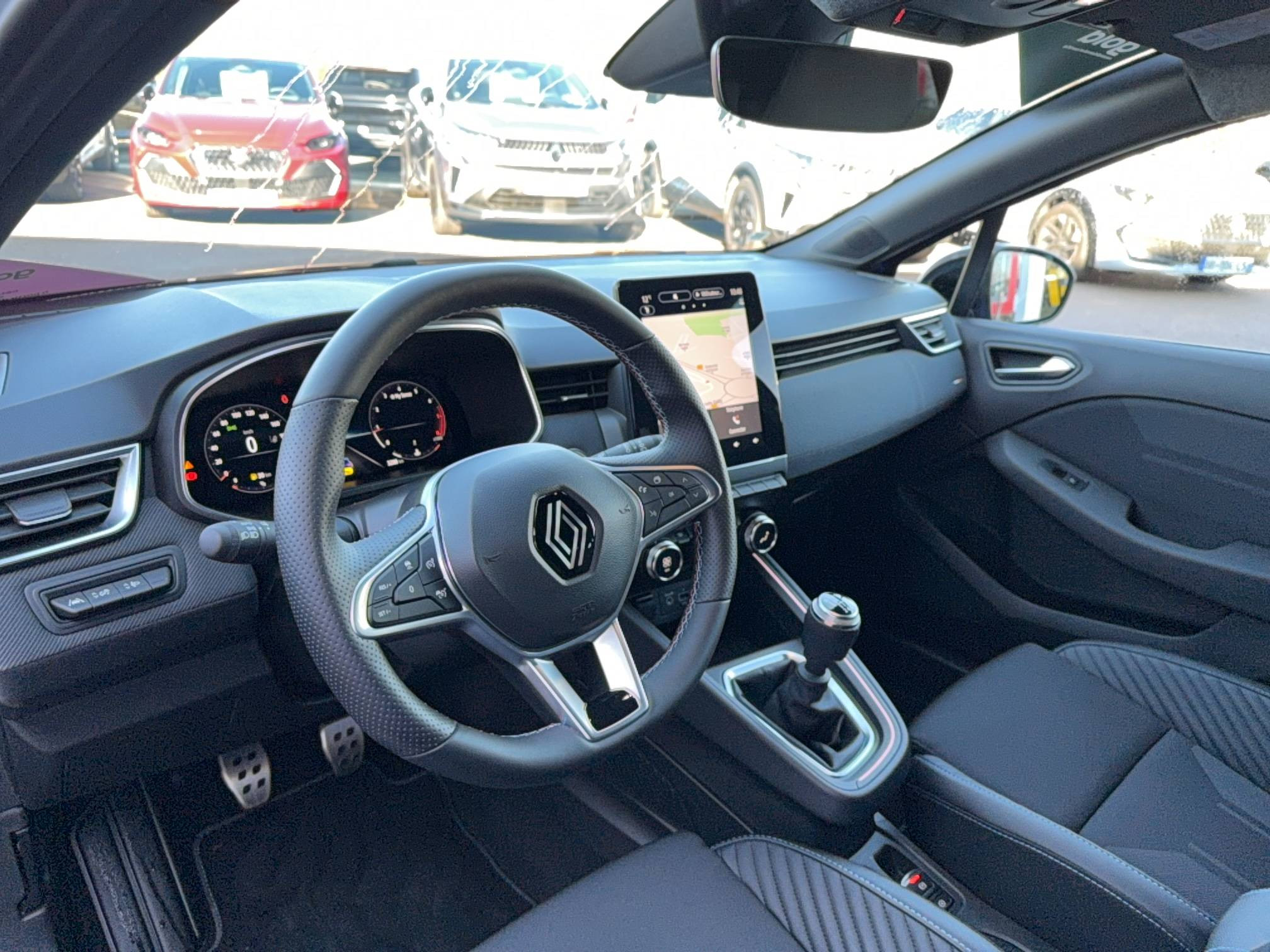 Vente en ligne Renault Clio 5 Clio TCe 90 au prix de 17 990 €