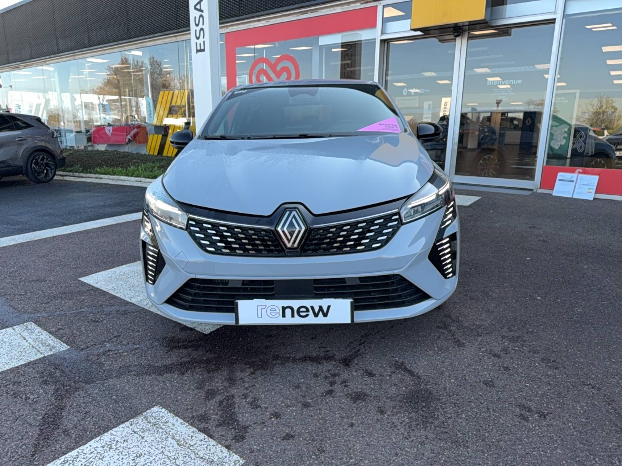 Vente en ligne Renault Clio 5 Clio E-Tech full hybrid 145 ch GSR2 au prix de 22 890 €