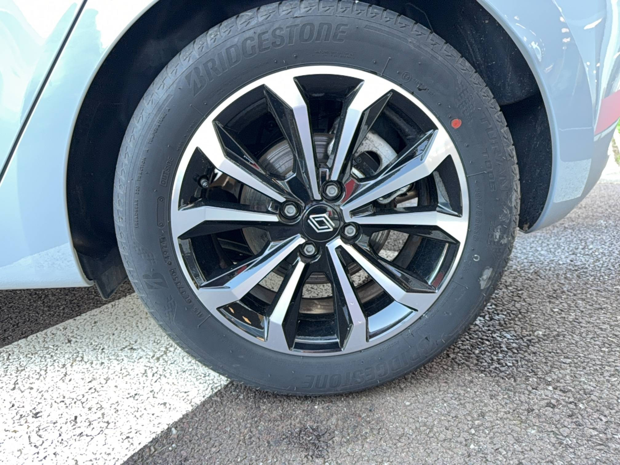 Vente en ligne Renault Clio 5 Clio E-Tech full hybrid 145 ch GSR2 au prix de 22 890 €