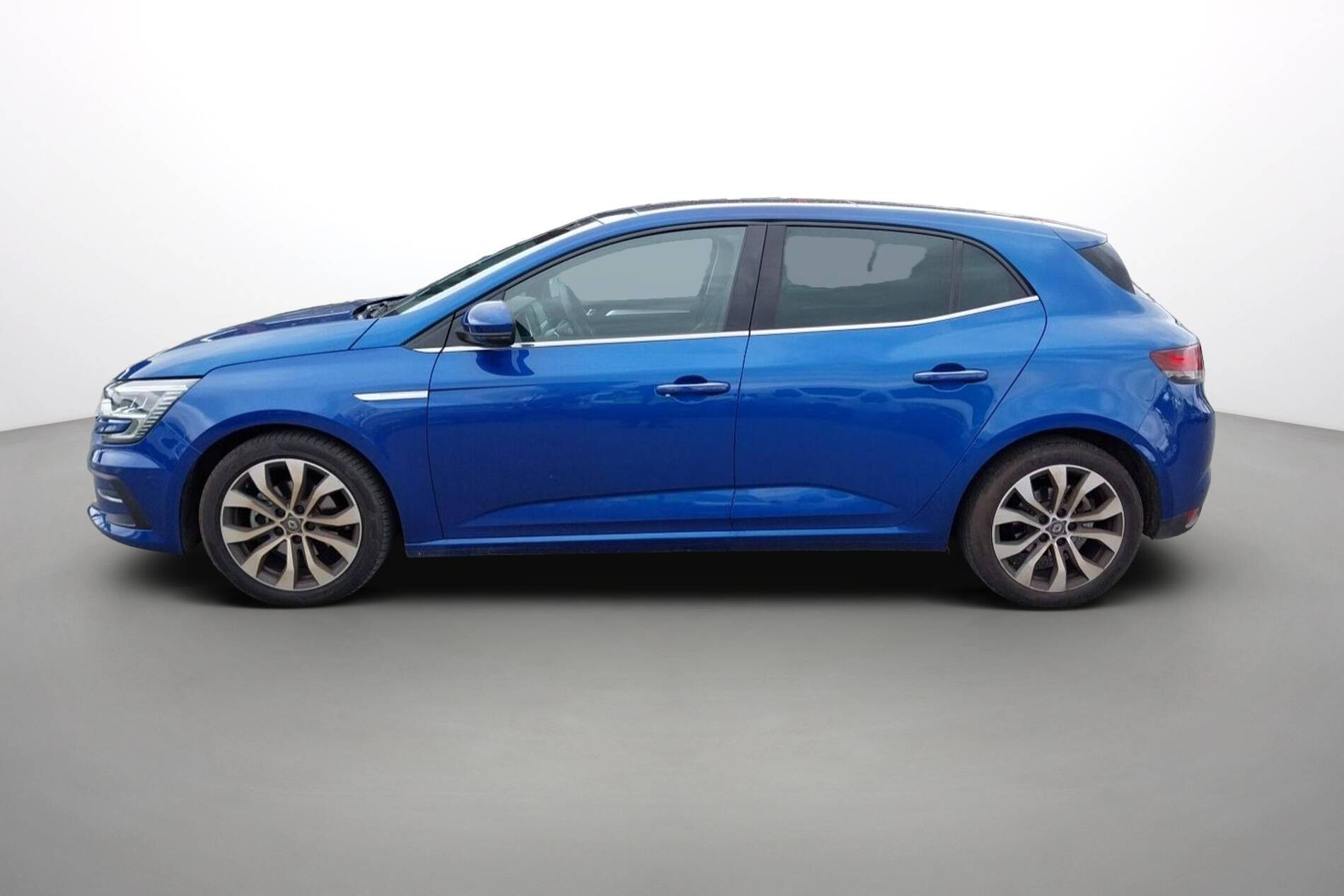 Vente en ligne Renault Megane 4  TCe 140 EDC au prix de 20 790 €