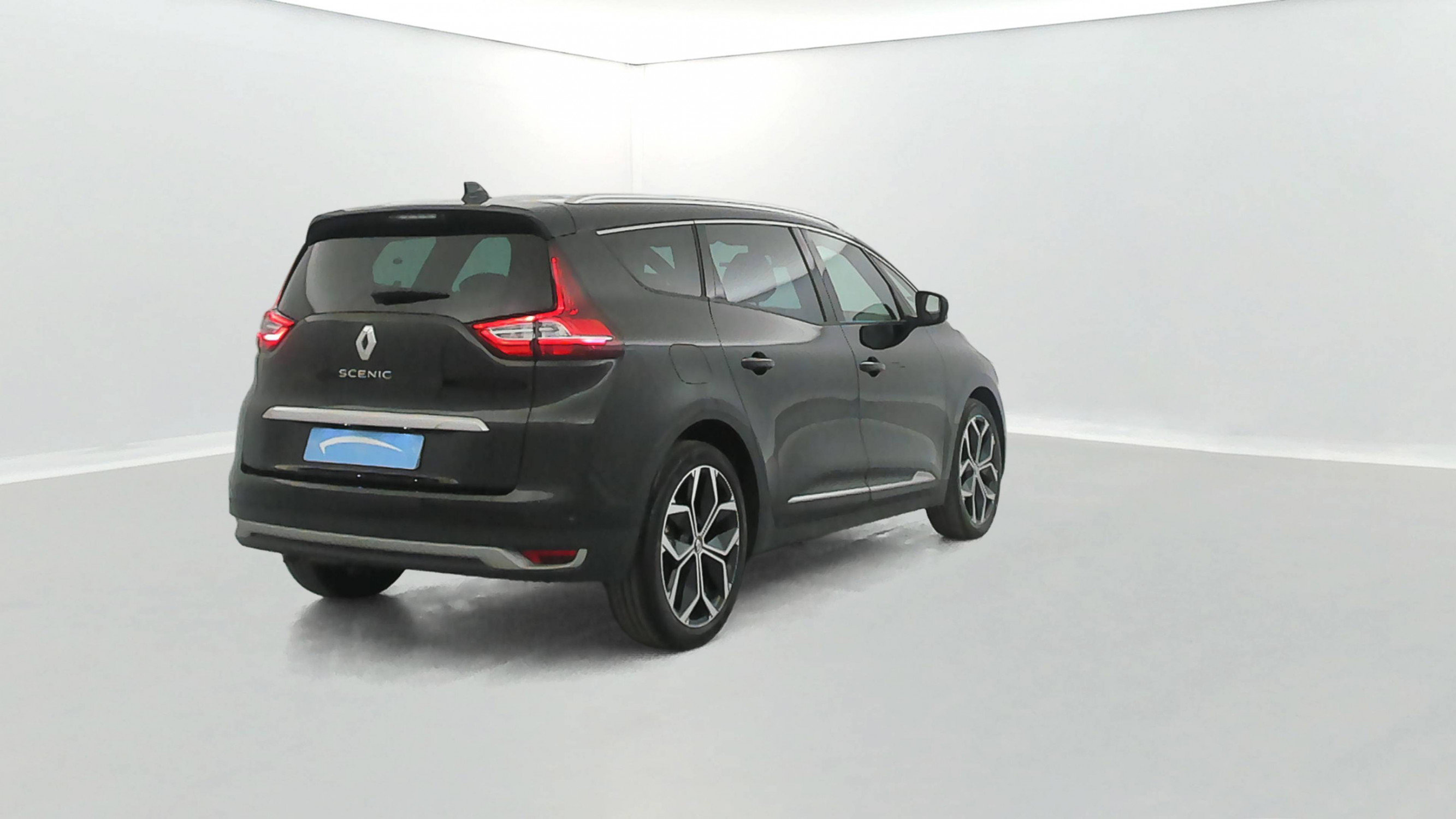 Vente en ligne Renault Grand Scenic 4 Grand Scenic TCe 140 EDC au prix de 22 390 €