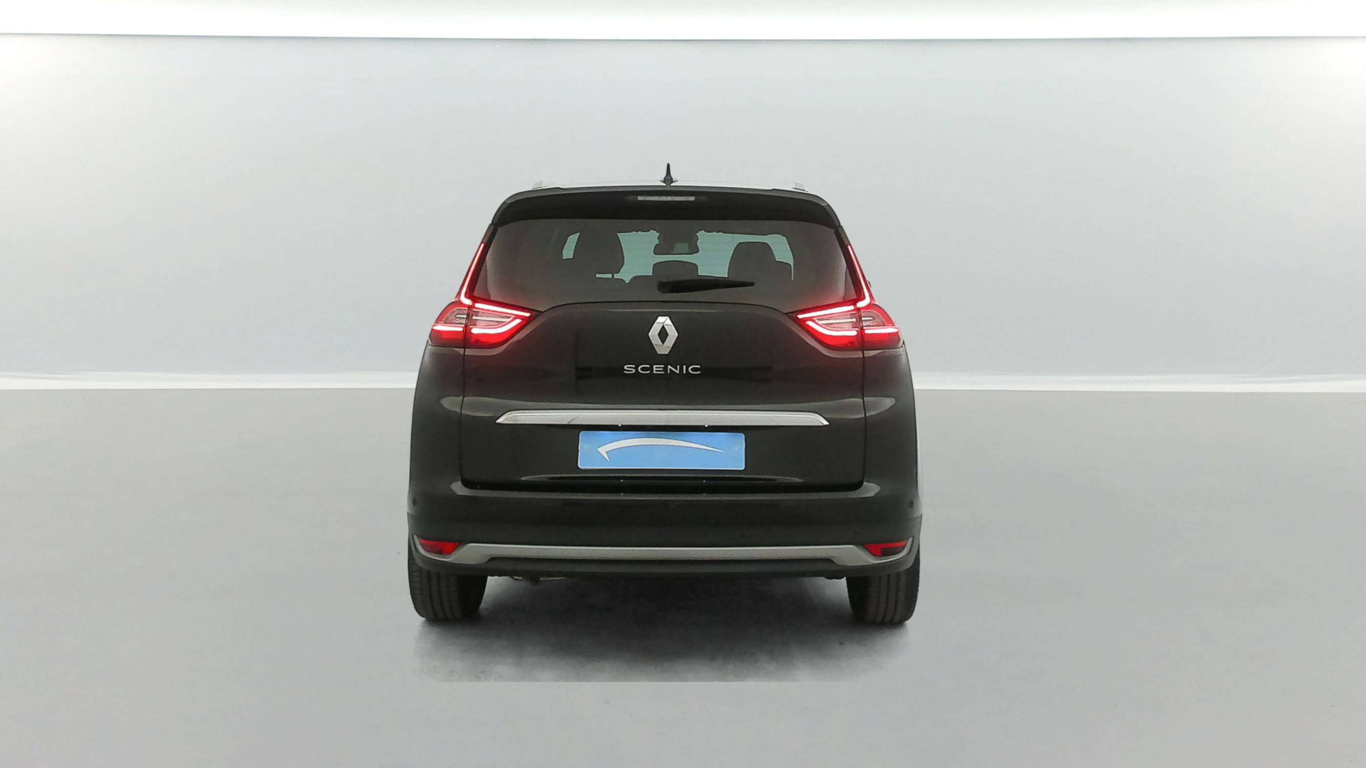 Vente en ligne Renault Grand Scenic 4 Grand Scenic TCe 140 EDC au prix de 22 390 €