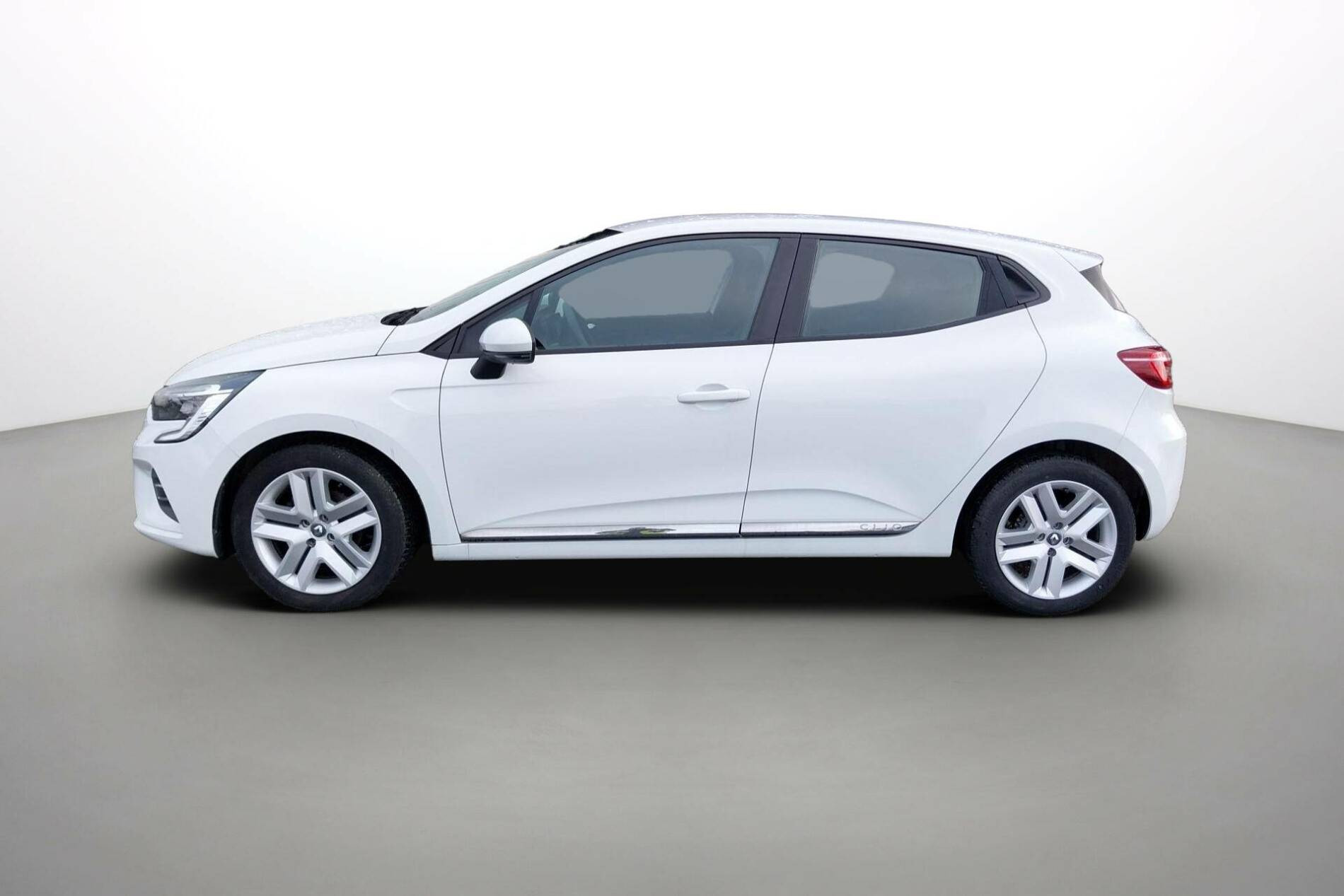 Vente en ligne Renault Clio 5 Clio TCe 90 - 21N au prix de 13 990 €