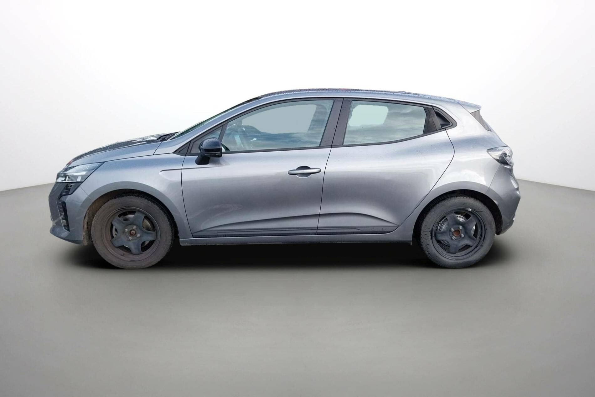 Vente en ligne Renault Clio 5 Clio Blue dCi 100 ch GSR2 Auto-école au prix de 16 490 €