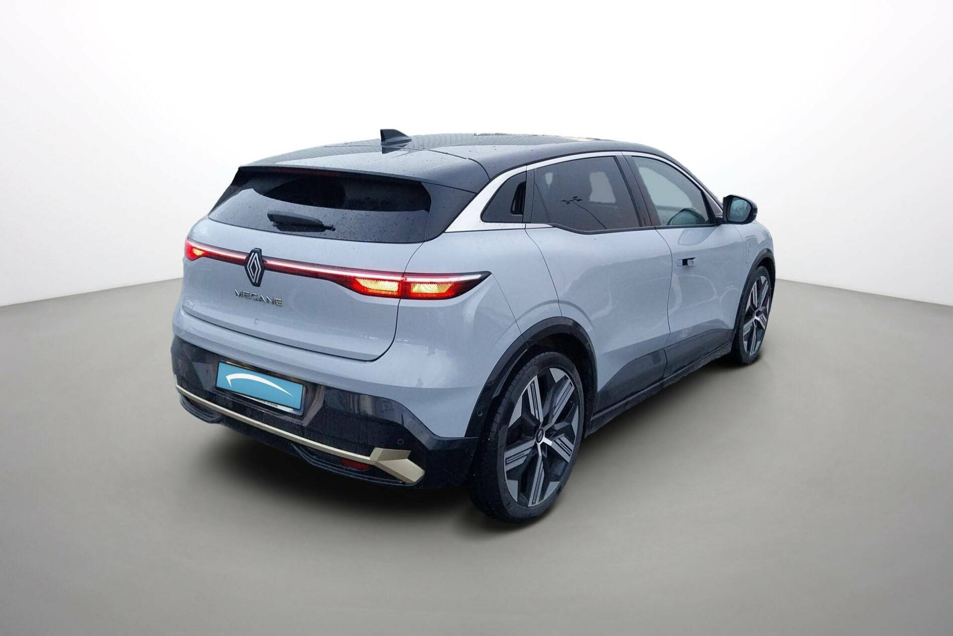 Vente en ligne Renault Megane E-Tech  EV60 220 ch super charge au prix de 21 990 €