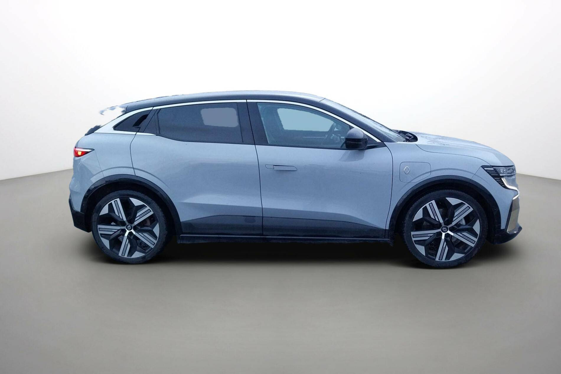 Vente en ligne Renault Megane E-Tech  EV60 220 ch super charge au prix de 21 990 €