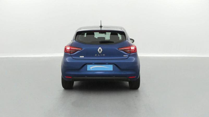 Vente en ligne Renault Clio 5 Clio E-Tech 140 - 21N au prix de 17 490 €
