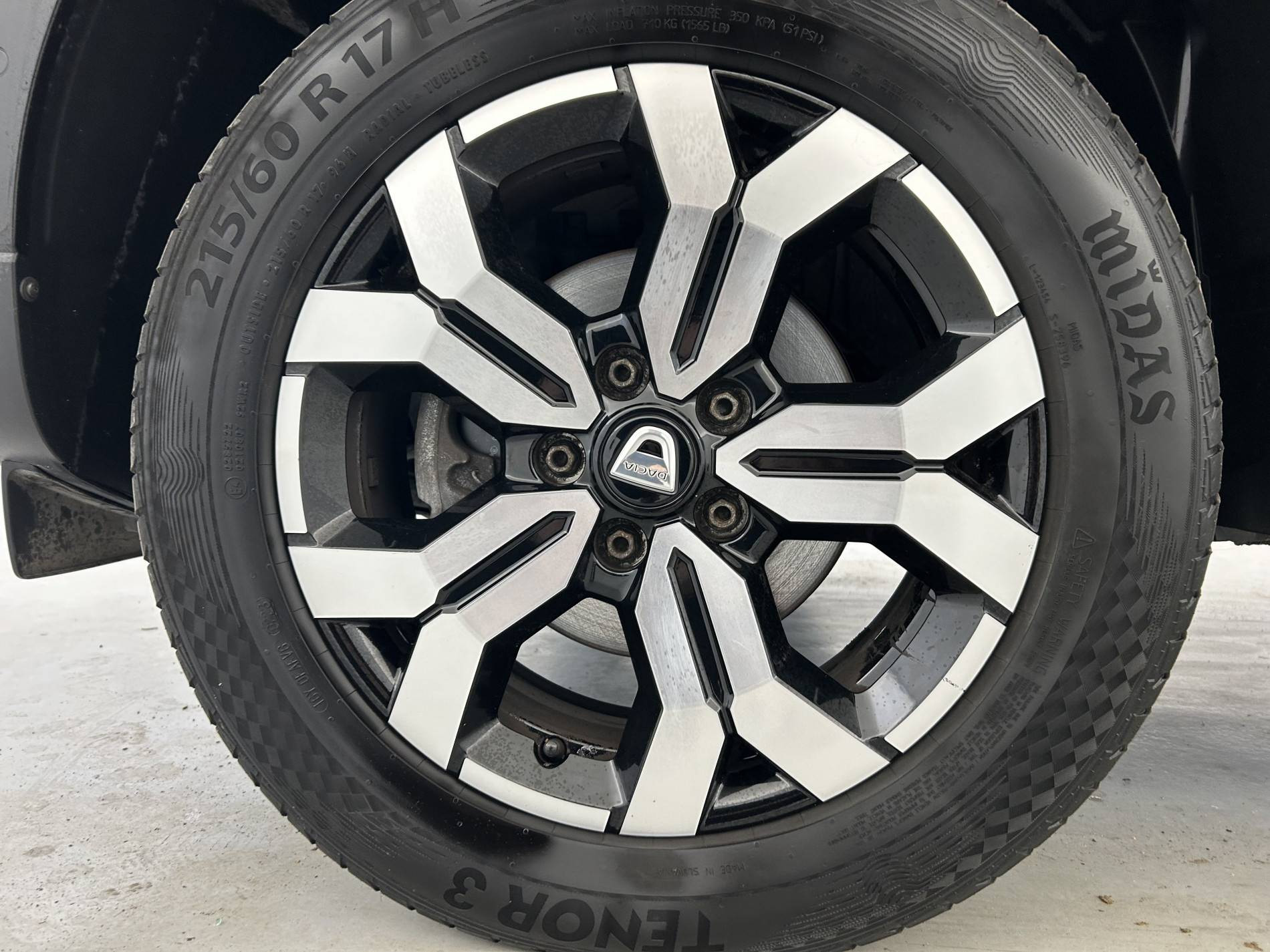 Vente en ligne Dacia Duster  Blue dCi 115 4x2 au prix de 19 490 €