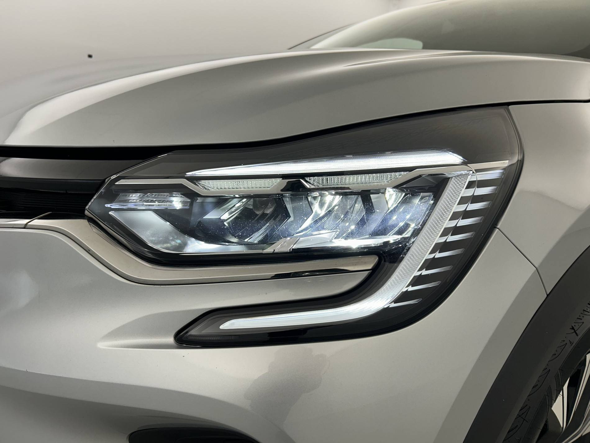 Vente en ligne Renault Captur  E-Tech full hybrid 145 au prix de 20 490 €