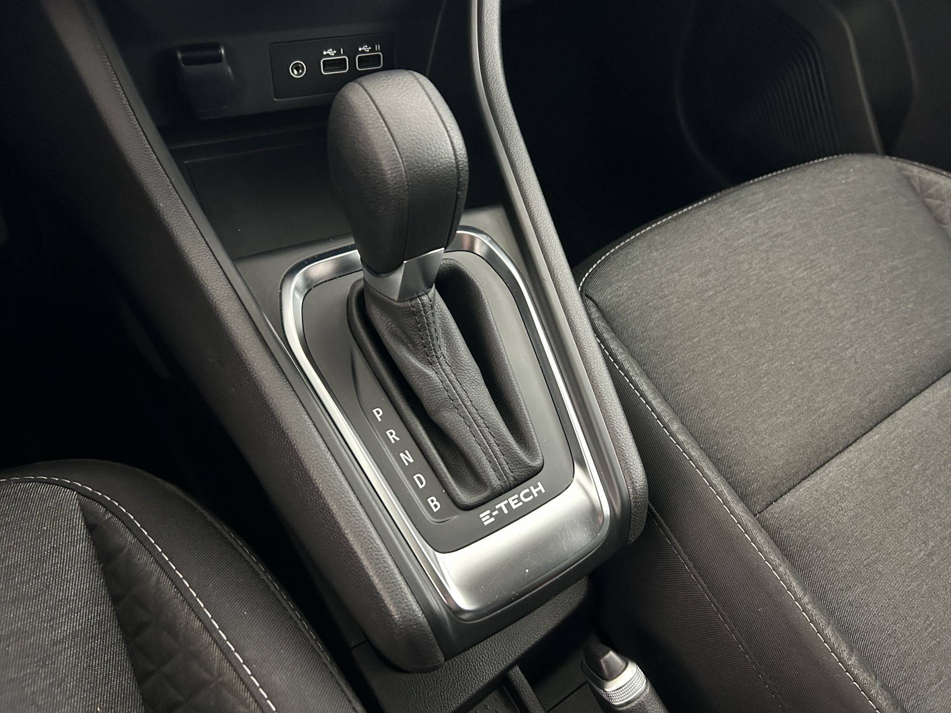 Vente en ligne Renault Captur  E-Tech full hybrid 145 au prix de 20 490 €