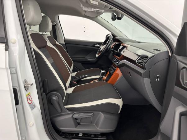 Vente en ligne Volkswagen T-Cross  1.0 TSI 115 Start/Stop DSG7 au prix de 18 990 €