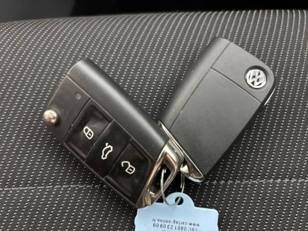 Vente en ligne Volkswagen T-Cross  1.0 TSI 115 Start/Stop DSG7 au prix de 18 990 €